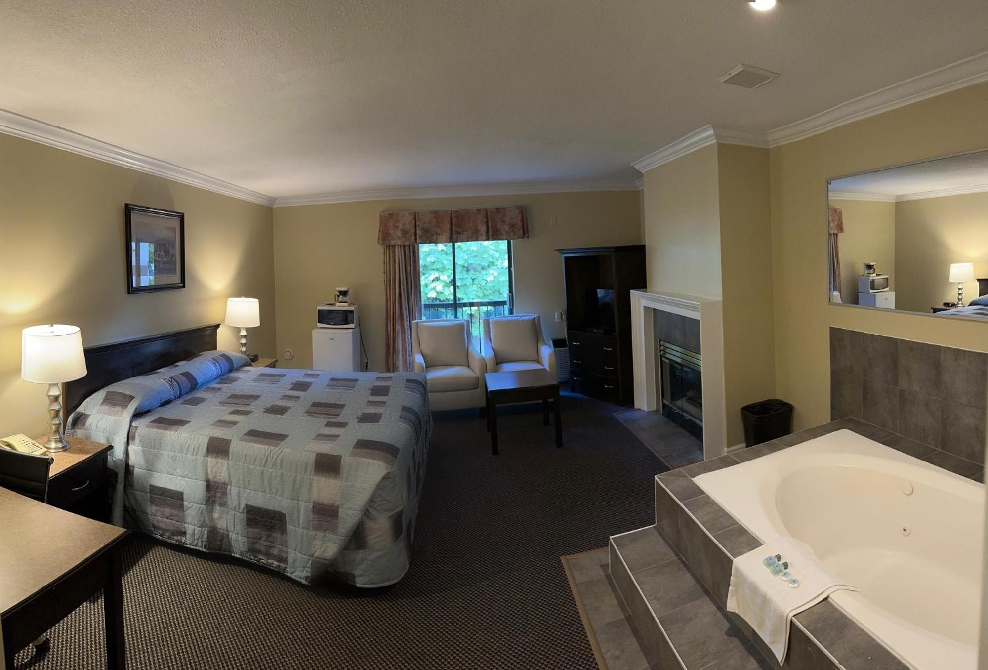 Canadian Inn Surrey Dış mekan fotoğraf